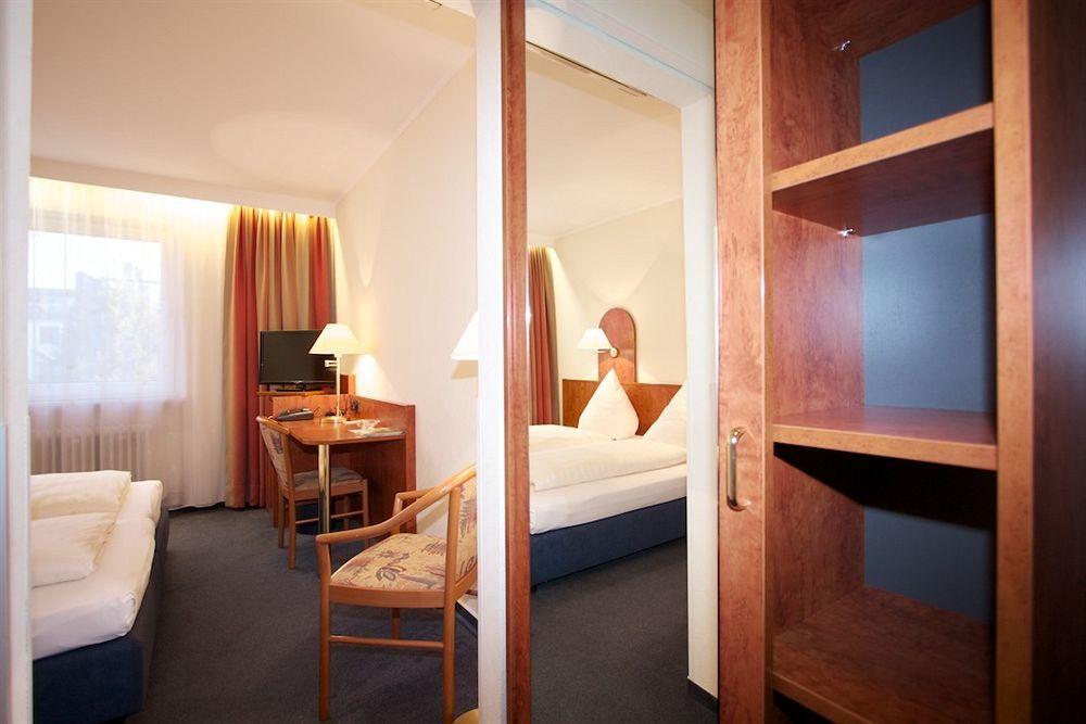 Falk Hotel Frankfurt nad Mohanem Exteriér fotografie