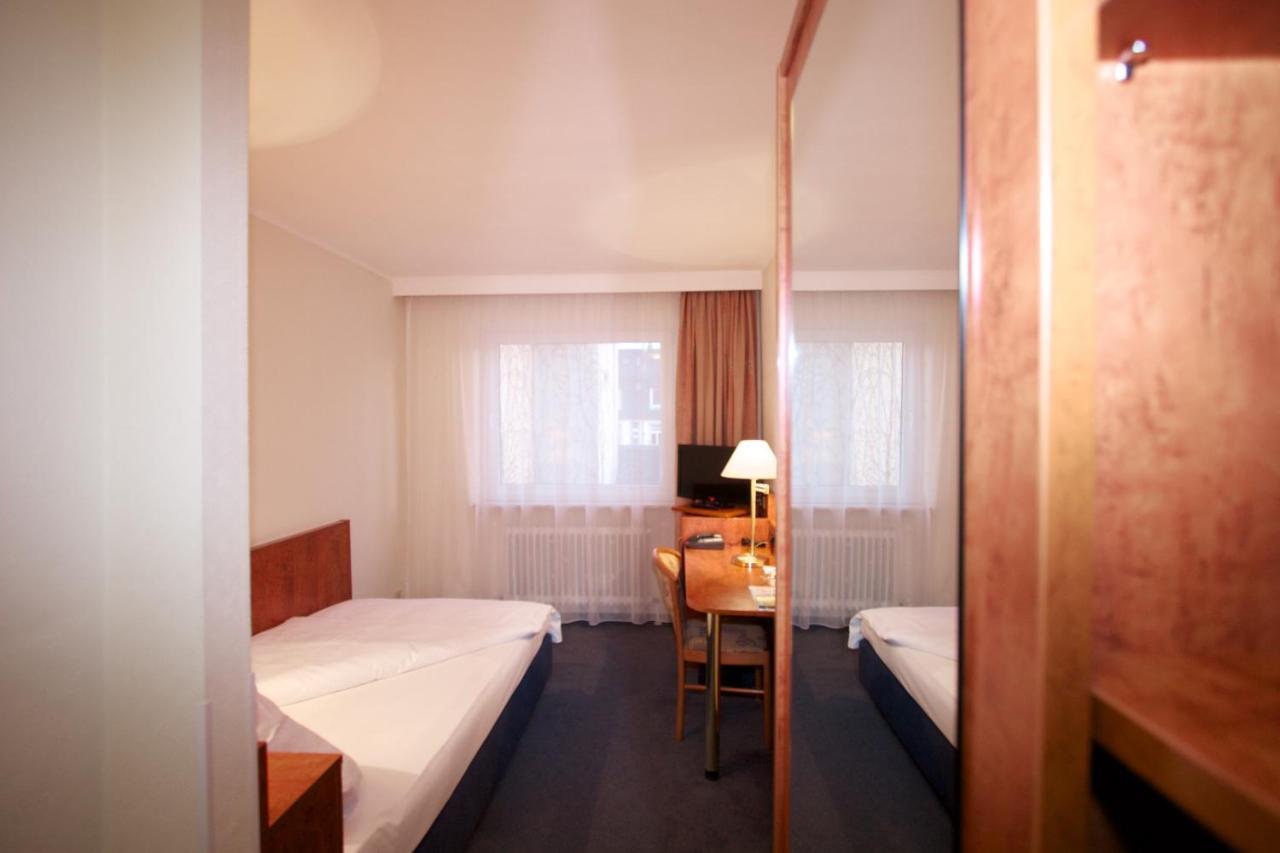 Falk Hotel Frankfurt nad Mohanem Exteriér fotografie